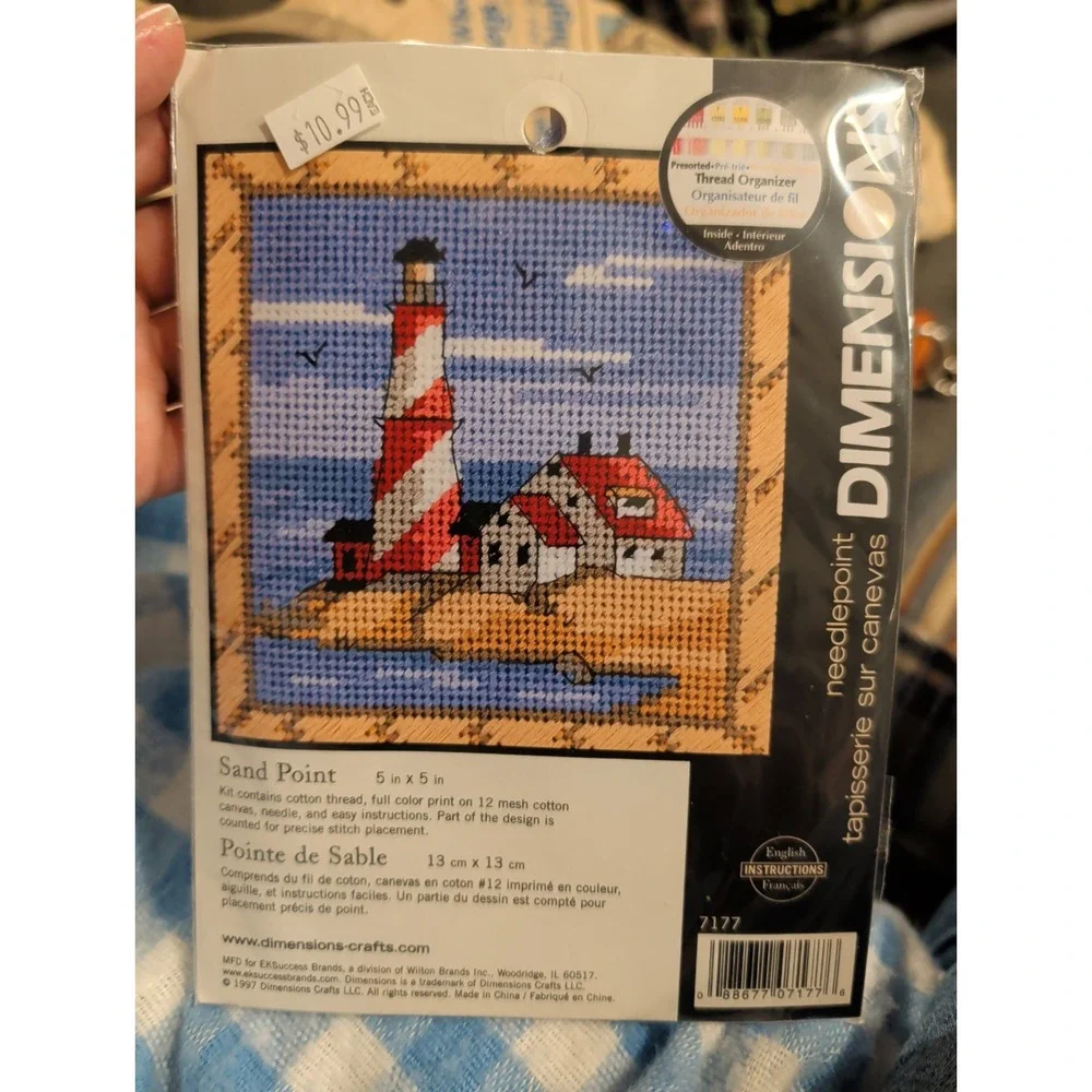 New Vintage needle point Kit Dimensions 5x5